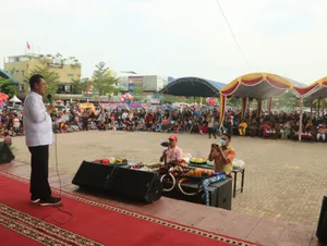 Ansar Ahmad Membaur Bersama Ribuan  Masyarakat Kendal di Batam