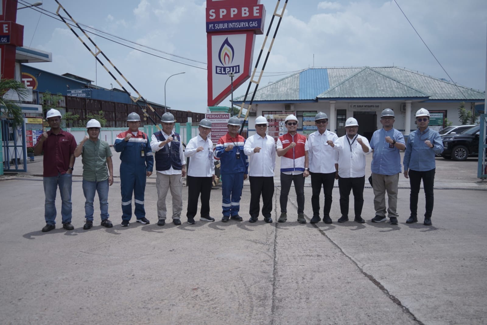 Wagub Nyanyang Tinjau Pertamina Patra Niaga dan Pertamina Gas di Kabil, Pastikan Distribusi Energi Aman