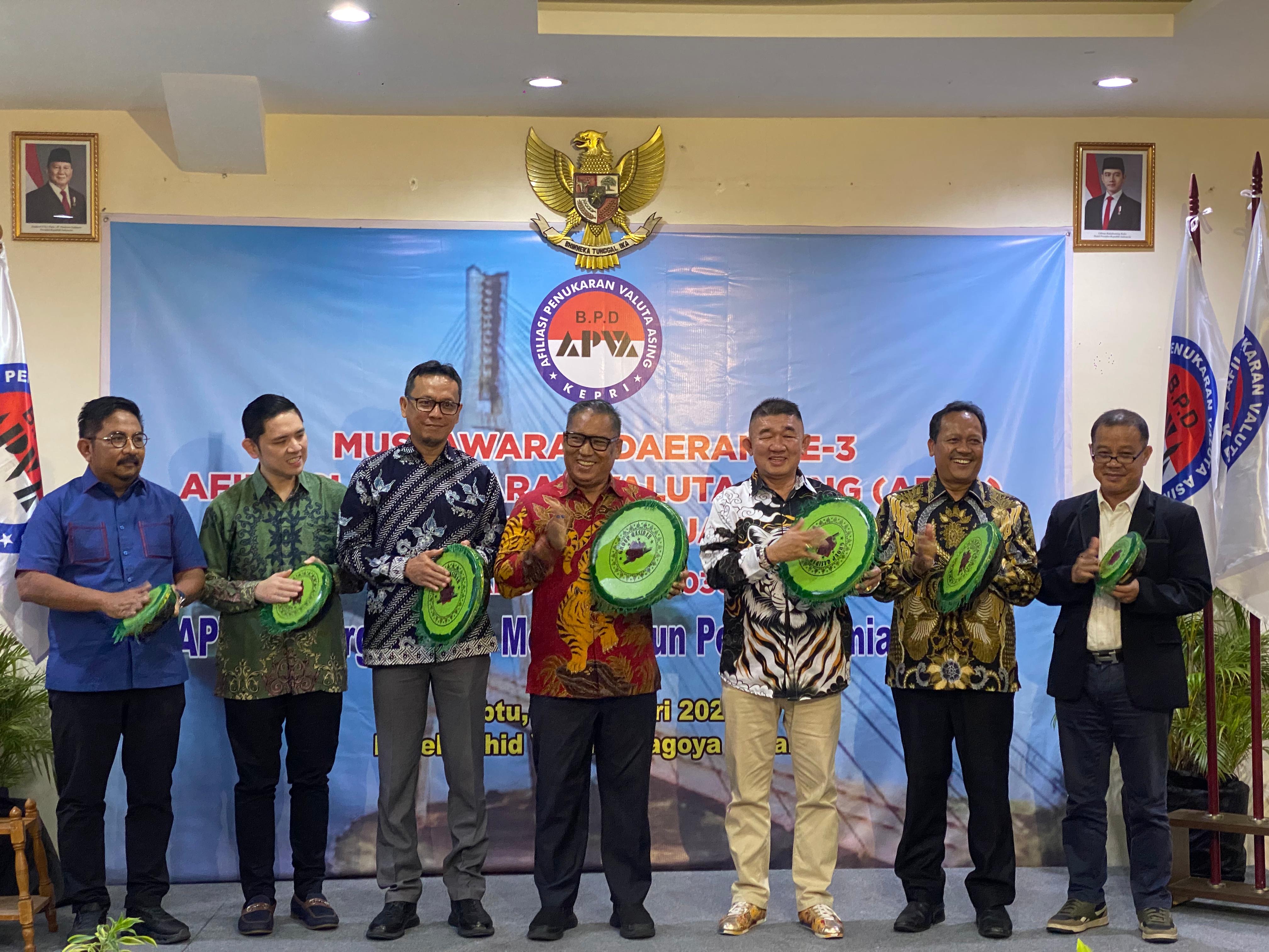 Wagub Nyanyang Haris Minta APVA Kepri Jaga Stabilitas Transaksi Valas di Wilayah Perbatasan