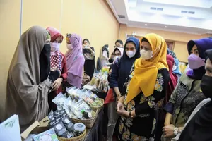 Dewi Ansar Terus Kembangkan Keterampilan Perempuan dalam Perekonomian dan Usaha