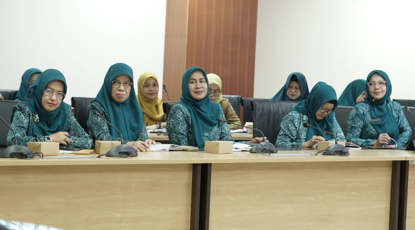 Kopi Darat TP-PKK  Dan Perangkat Daerah Provinsi Kepri