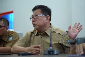 Tjetjep Minta Masyarakat Tidak Panik - Setelah Satu Pasien Terduga Covid-19 dinyatakan Positif Covid-19 Di Kepri