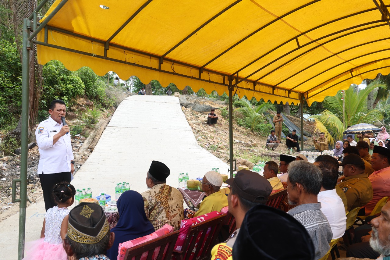 Gubernur Ansar Semangati Masyarakat Air Saga Batam, Pastikan Hinterland Juga Diperhatikan