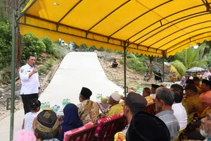 Gubernur Ansar Semangati Masyarakat Air Saga Batam, Pastikan Hinterland Juga Diperhatikan