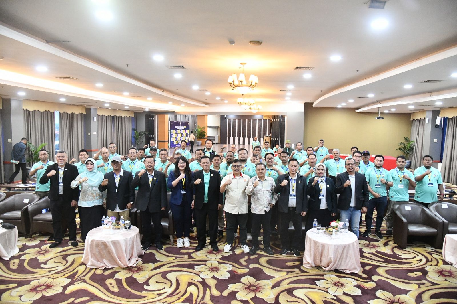 Gubernur Ansar Ahmad Buka Kongres PSSI Kepri 2025, Tekankan Semangat Pembinaan Menuju PON 2027