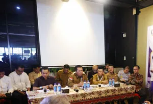 Bersembang Dengan Media, Ansar Paparkan Berbagai Program Strategis Pemprov Kepri