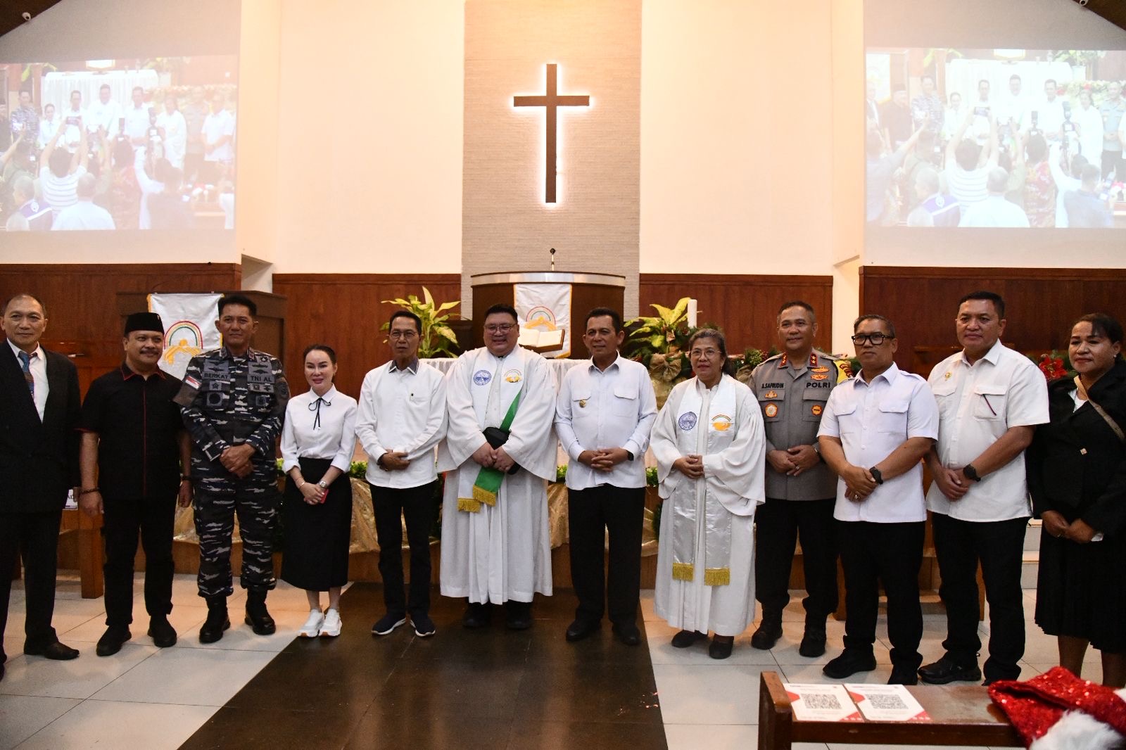 Gelar Safari Natal 2025, Gubernur Ansar dan Forkopimda Kepri Pastikan Ibadah Misa Berjalan Aman dan Lancar