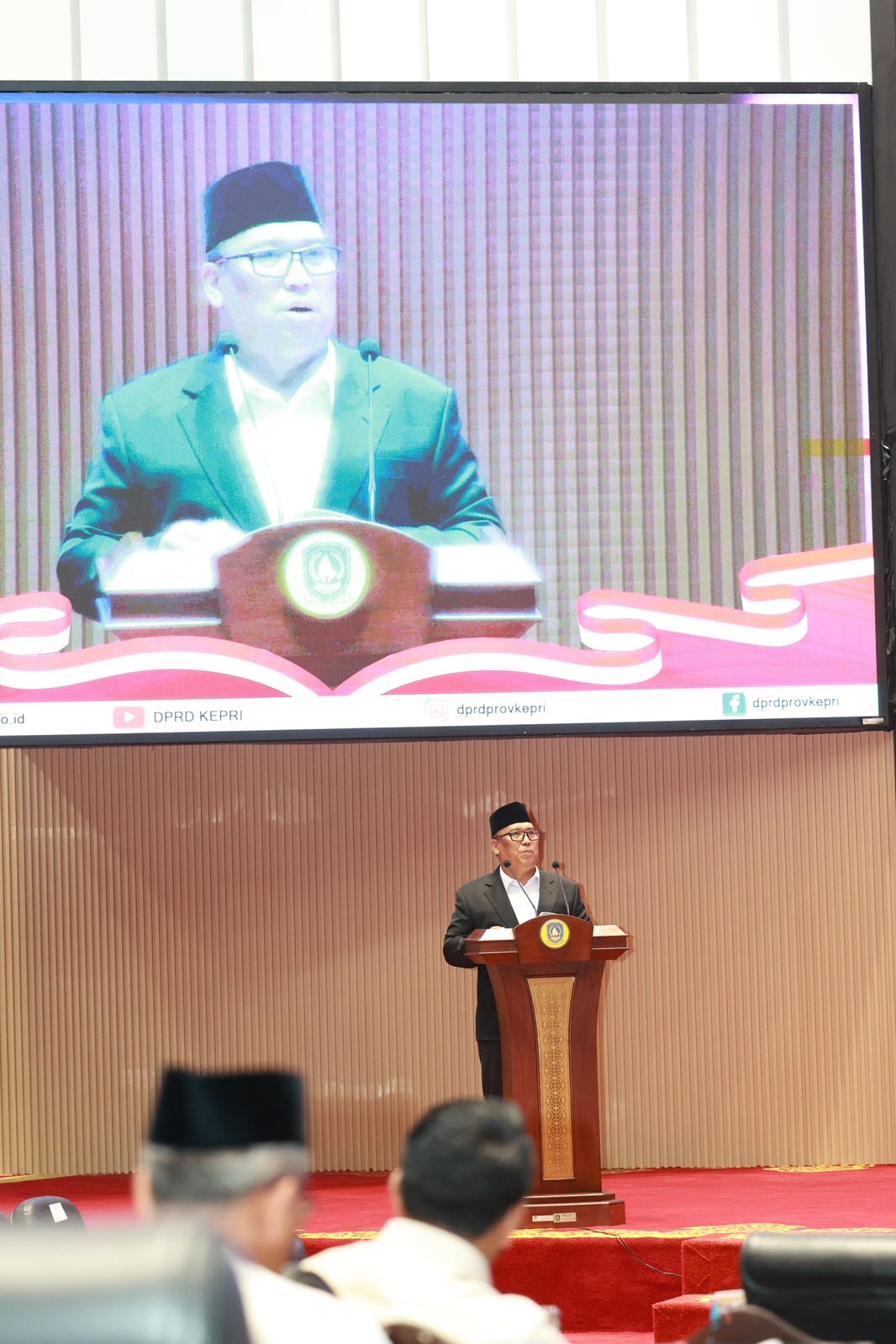Wagub Nyanyang Hadiri Paripurna Pandum Fraksi DPRD