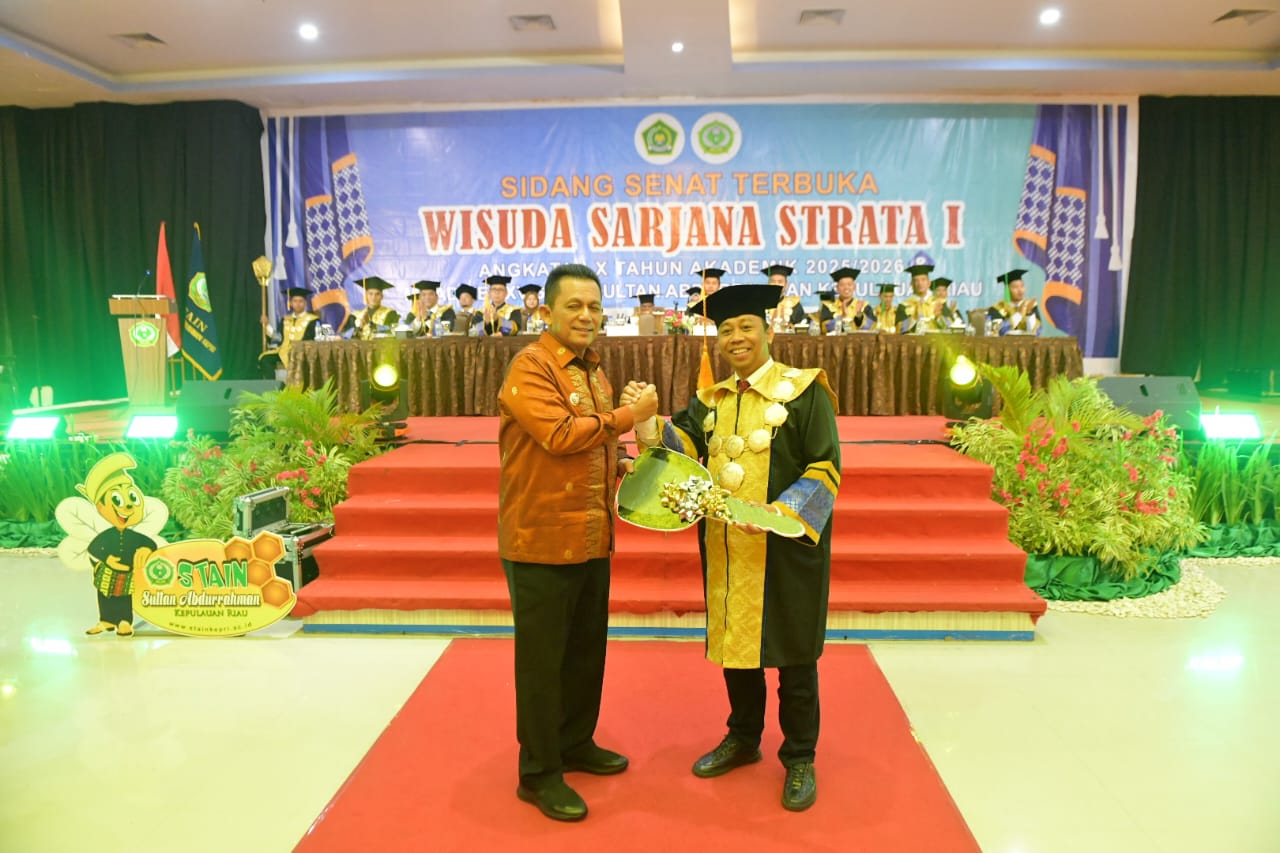 Gubernur Ansar Tegaskan SDM Adaptif sebagai Kunci di Era Society 5.0 pada Wisuda STAIN SAR Kepri