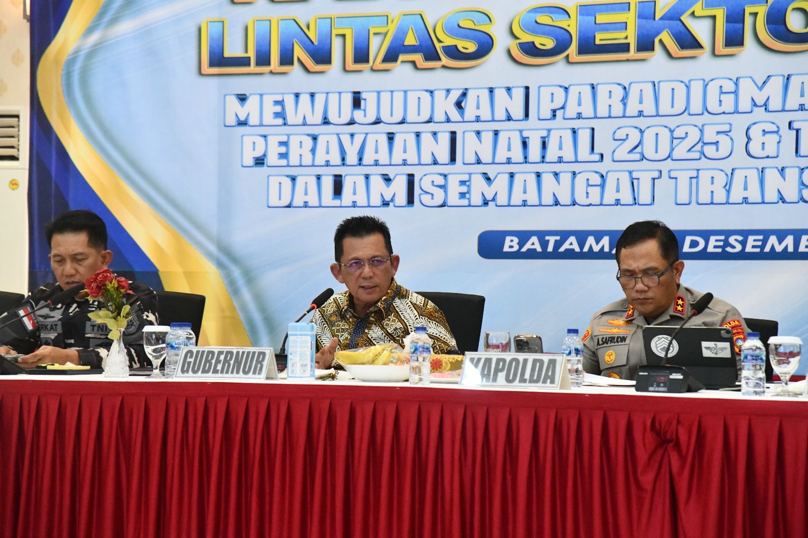 Gubernur Ansar Tekankan Penguatan Pengamanan dan Layanan Nataru pada Rakor Operasi Lilin Seligi 2025