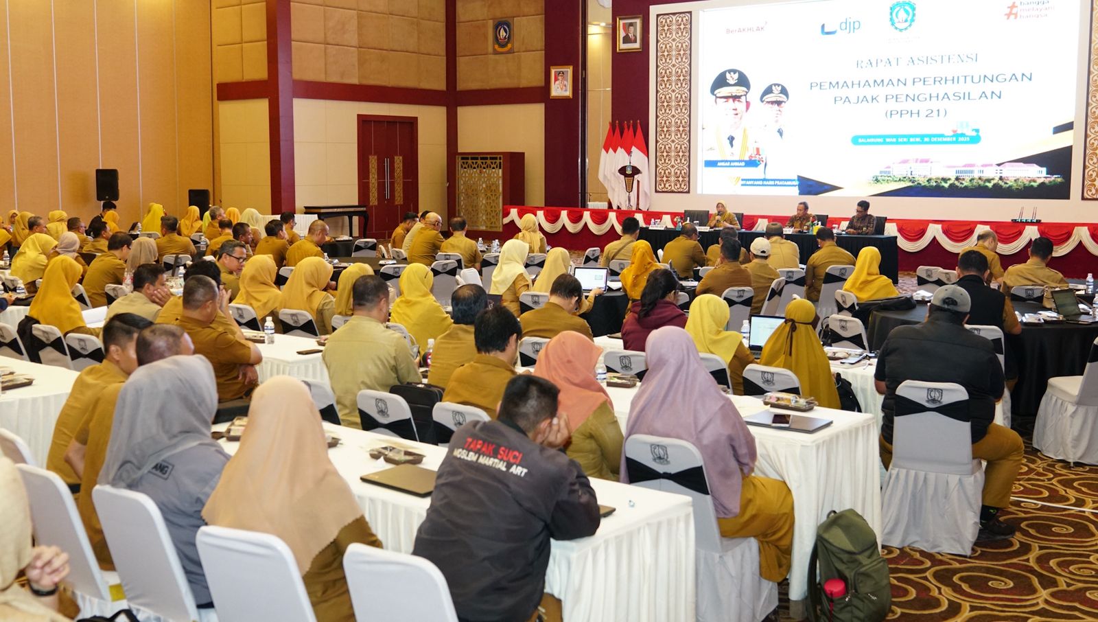 Pj Sekda Luki Buka Rapat Asistensi Pemahaman Perhitungan PPh 21