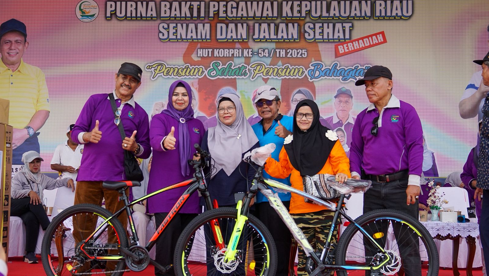 Pj. Sekdaprov Luki Hadiri Senam dan Jalan Sehat HUT KORPRI 2025, Tekankan Semangat Kebersamaan ASN