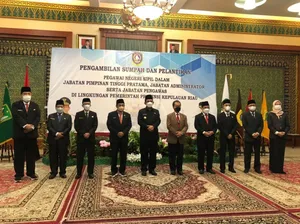 PELANTIKAN PEJABAT PROVINSI KEPRI OLEH GUBERNUR ANSAR AHMAD