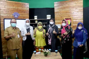 Dewi Ansar Jadi Narsum di Acara Talk Show Bahas Soal Kanker