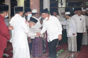 Gubernur Ansar Hadiri Dzikir Akbar Dan Kajian Tasawuf
