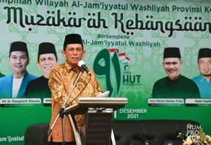 Gubernur Ansar Apresiasi Kontribusi Jam’iyatul Washliyah Sebagai Poros Tengah