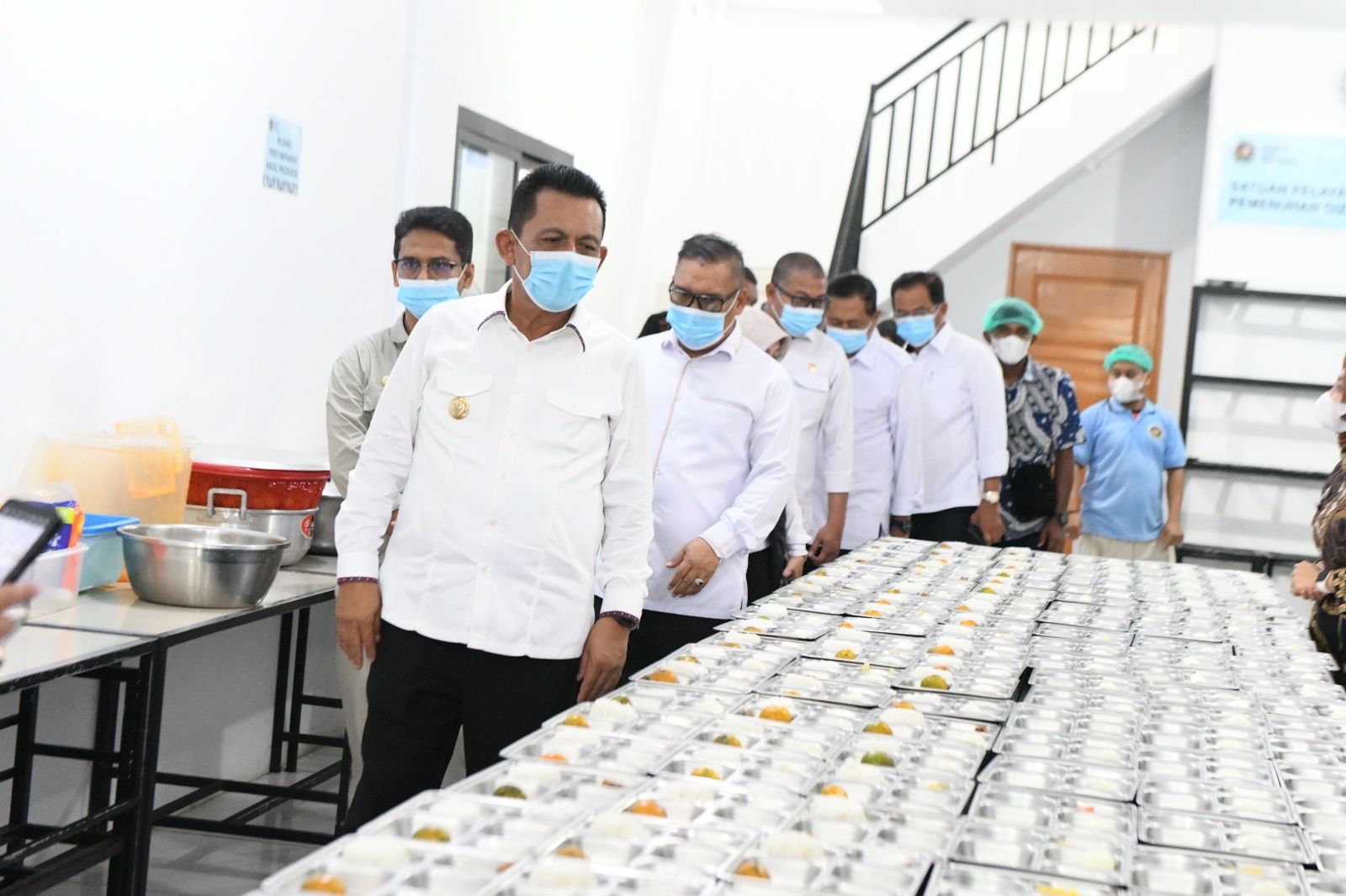 Gubernur Ansar dan Wagub Nyanyang Tinjau Program Makan Bergizi Gratis di Karimun