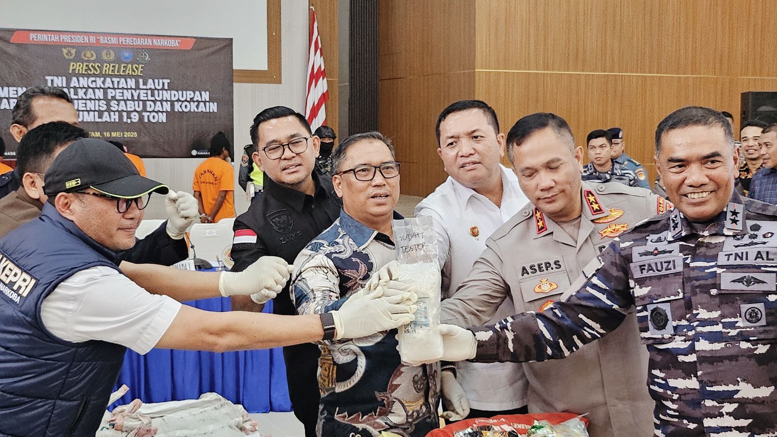 Wakil Gubernur Kepri Apresiasi Penanggulangan Penyulundupan Narkotika 1,9 Ton oleh TNI AL