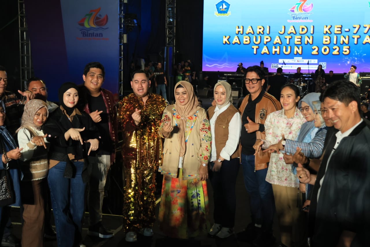 Gema Hari Jadi ke-77 Bintan: Ribuan Warga Padati Sevenland, Nassar Hibur Pengunjung