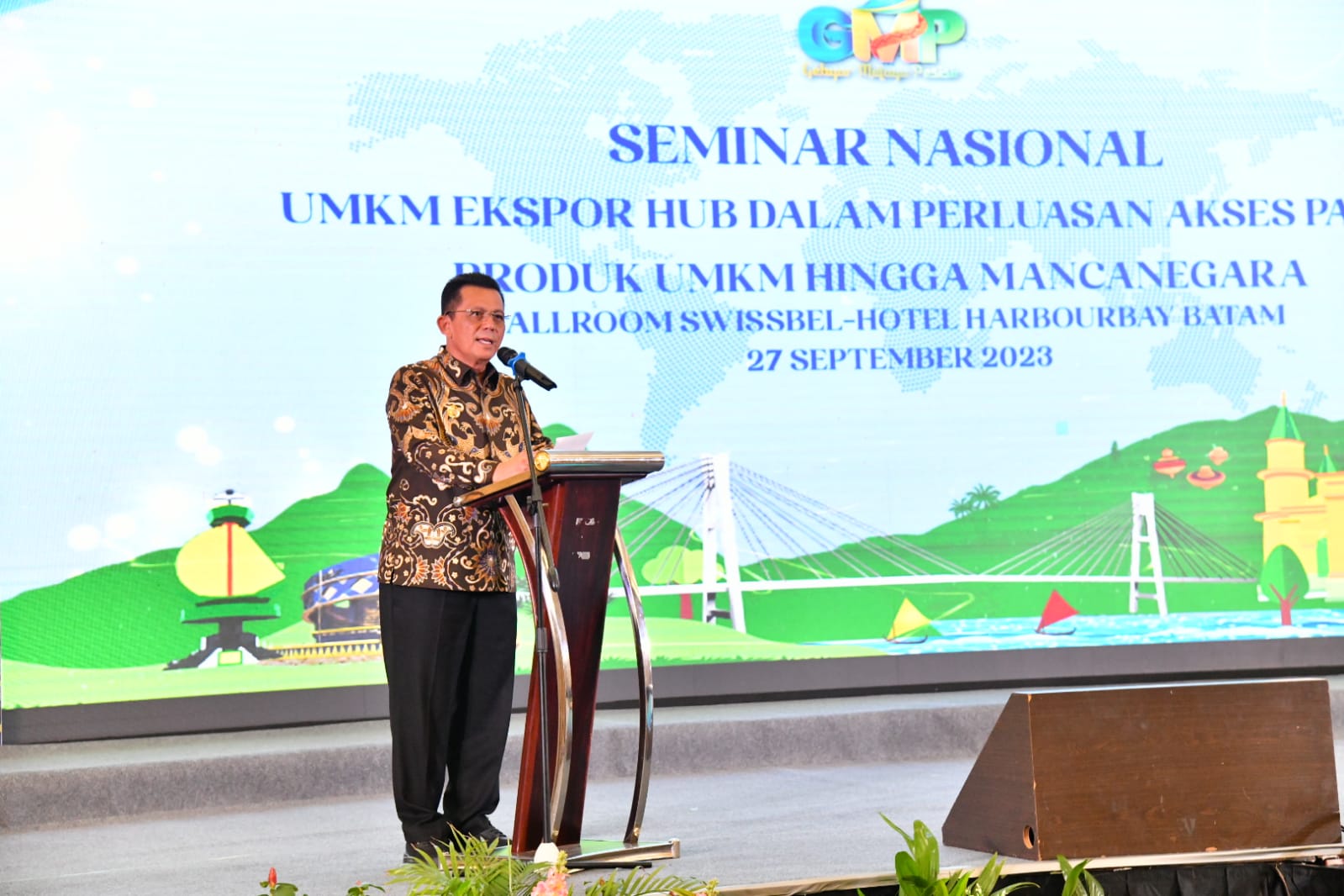 Gubernur Ansar Buka Seminar Nasional  UMKM