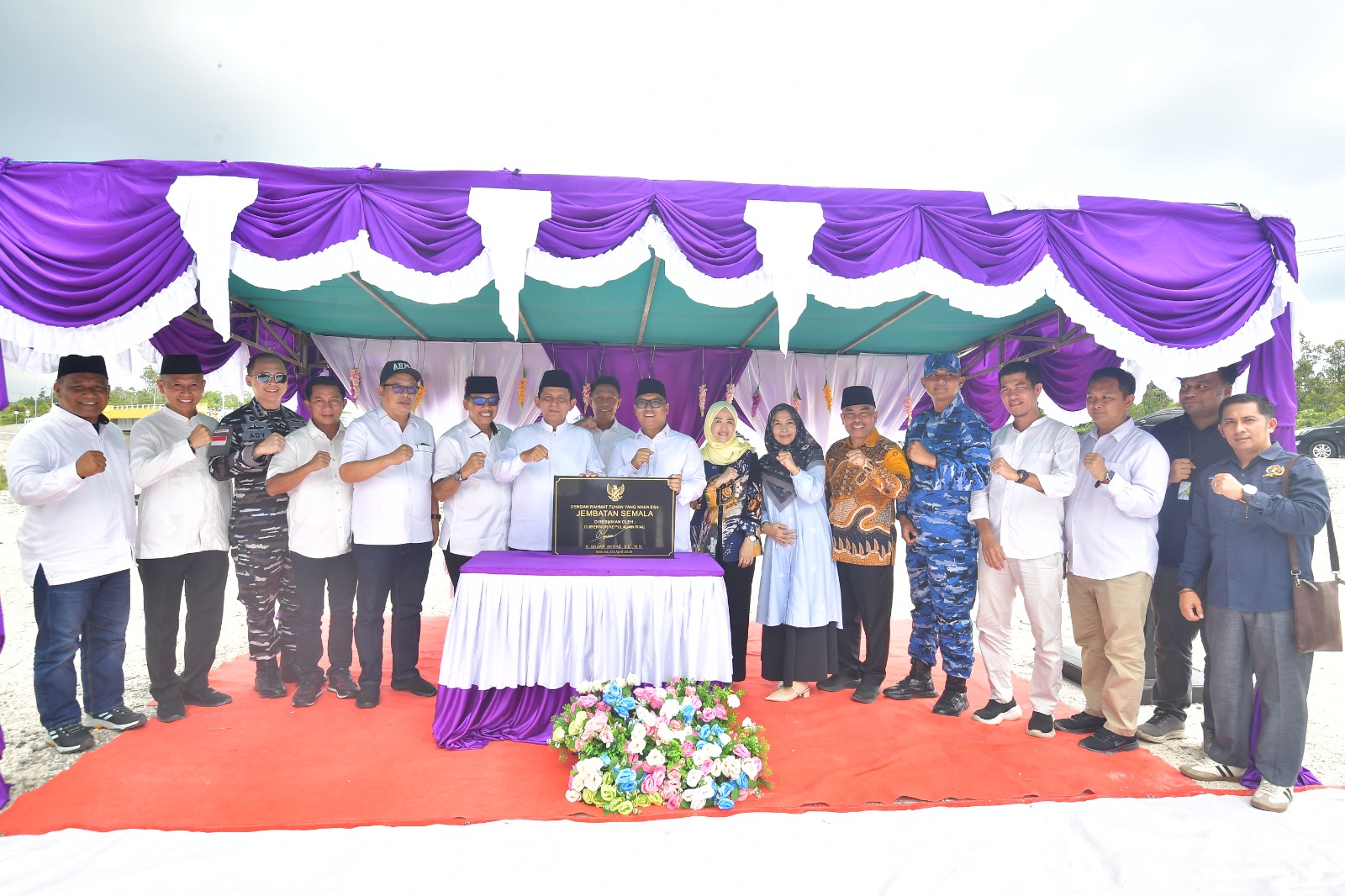 Jembatan Semala Natuna Diresmikan, Ansar Tegaskan Komitmen Konektivitas hingga Perbatasan