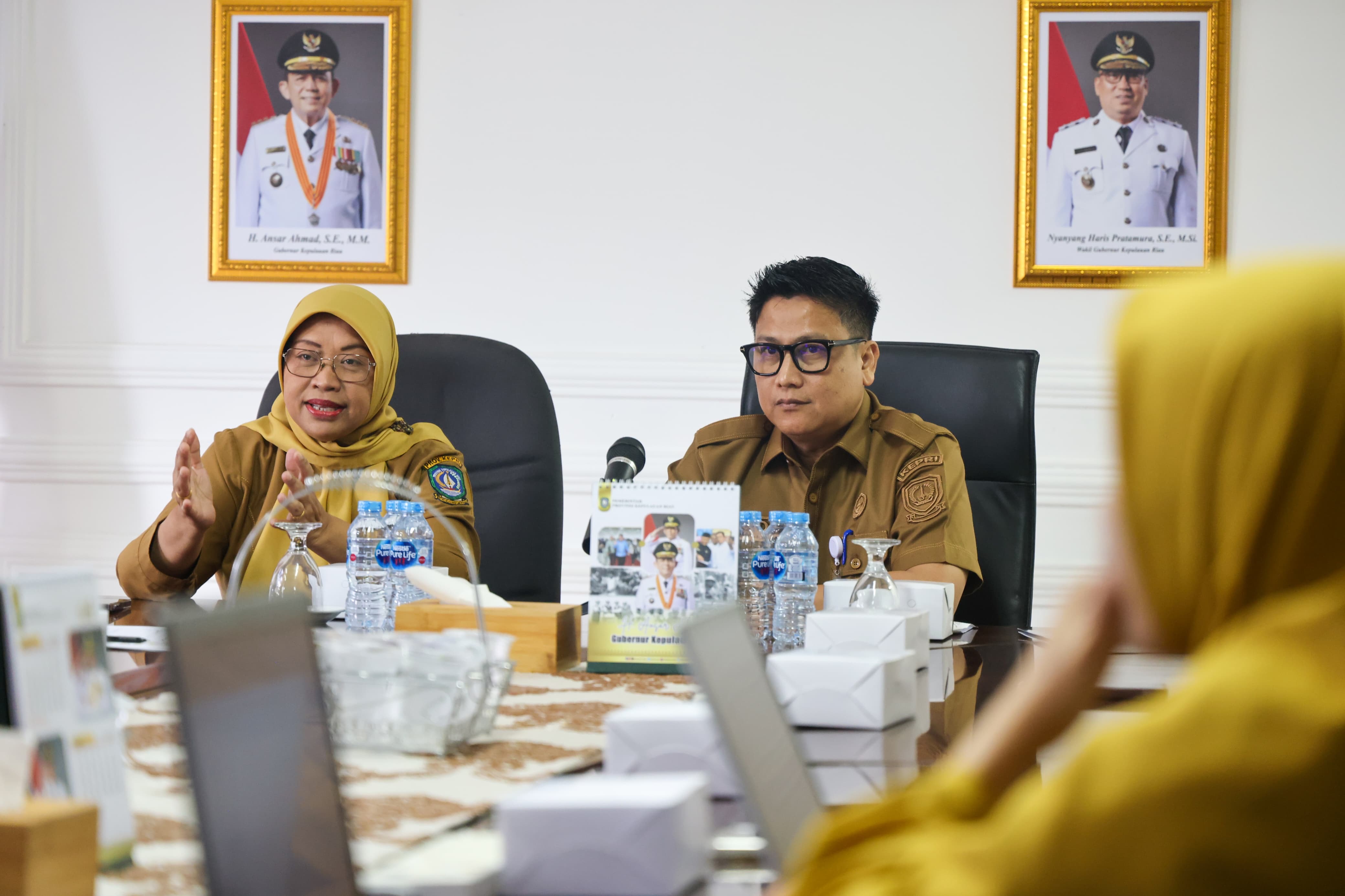 Dorong Transparansi Anggaran, Diskominfo Kepri Serahkan Rekomendasi Integrasi TTE SIPANGKAS ke BKAD