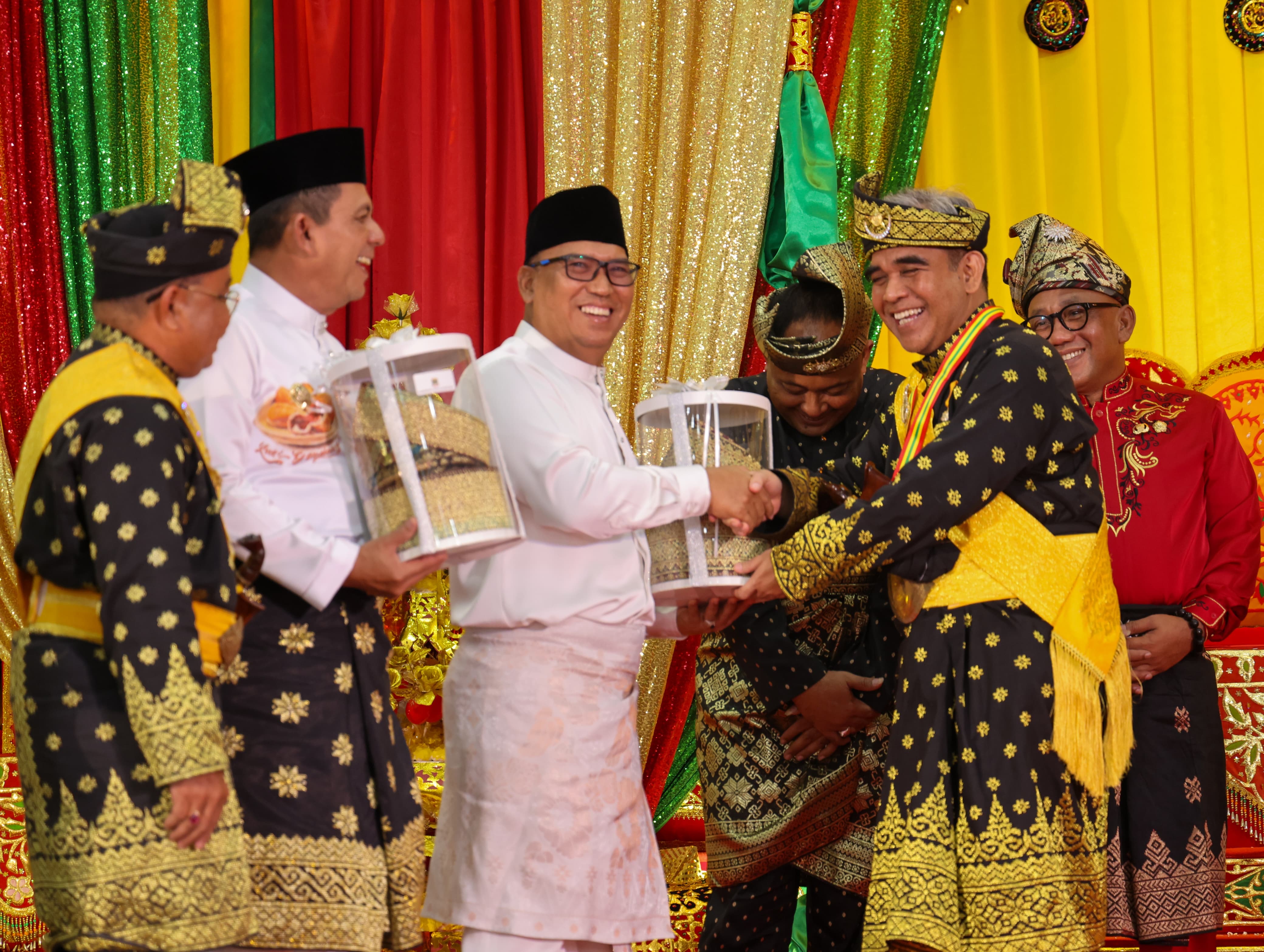 Ketua MPR RI Ahmad Muzani Dianugerahi Gelar Kebesaran Melayu: "Datok Seri Diwangsa Wira Perdana"