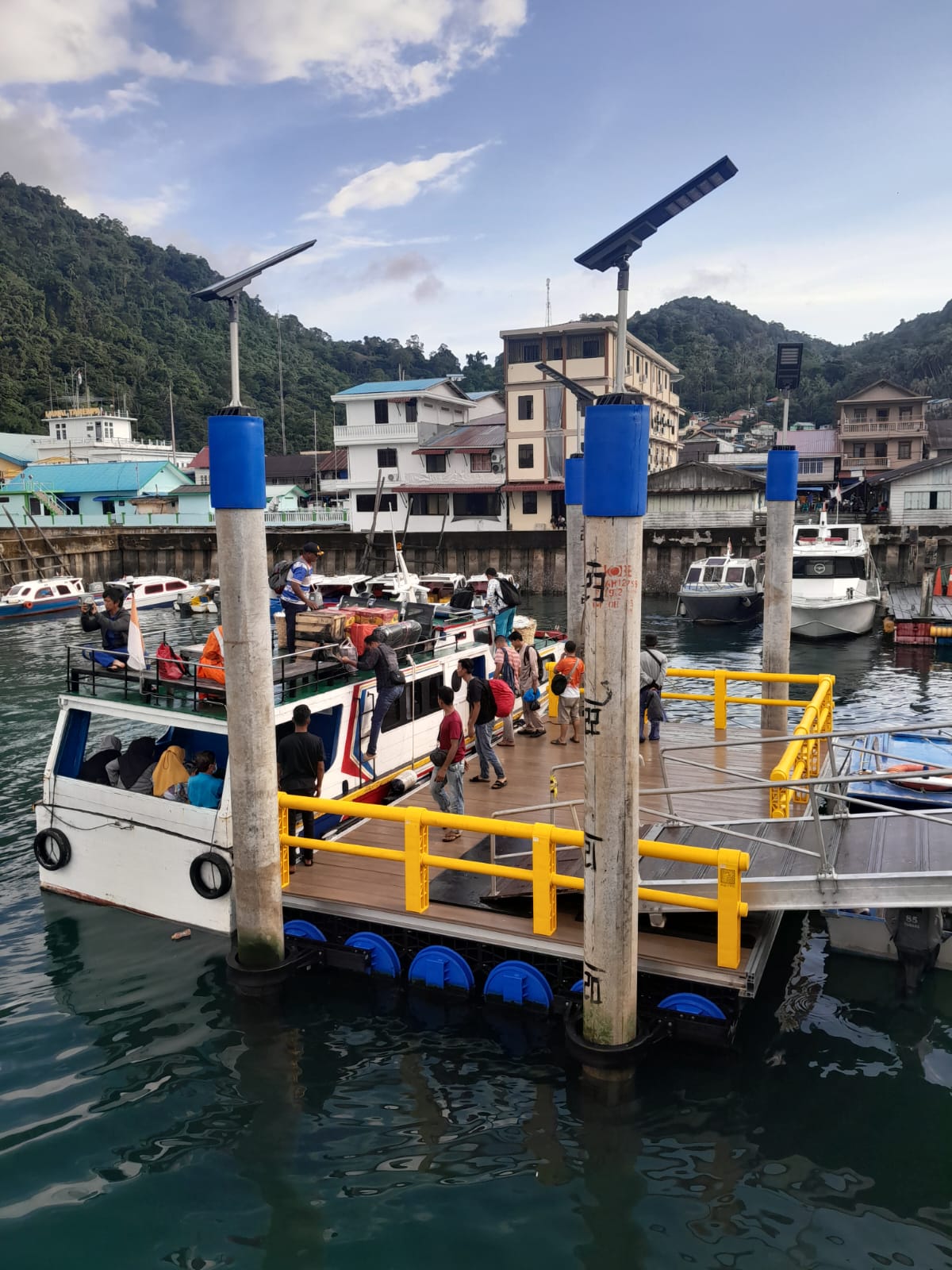 Masyarakat Bersyukur Ponton HDPE di Tarempa dan Pantai Indah Kijang Sudah Bisa Dinikmati