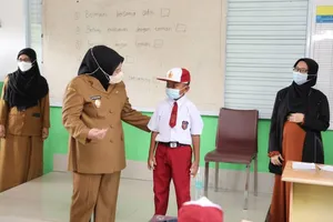 Wagub Marlin Ingatkan untuk Saling Peduli dan Mengawasi
