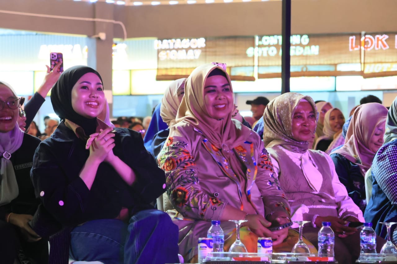 Gema Hari Jadi ke-77 Bintan: Ribuan Warga Padati Sevenland, Nassar Hibur Pengunjung