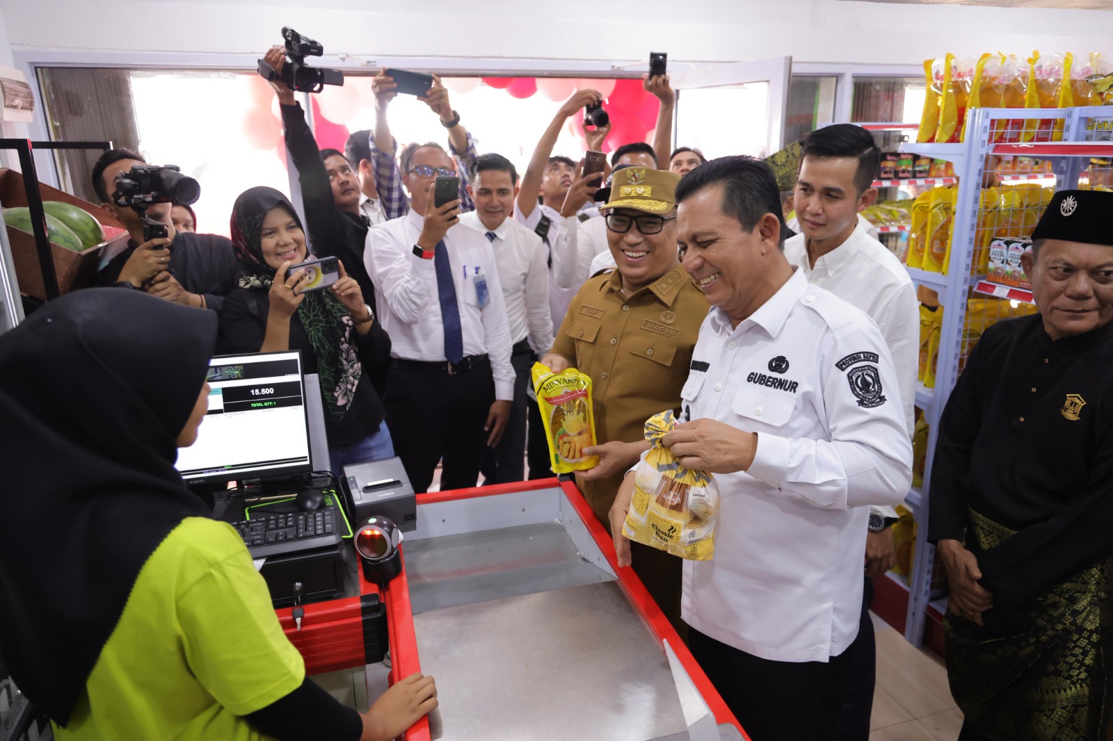 Kuala Sempang Jadi Percontohan Nasional, Presiden Prabowo Resmikan 80 Ribu Koperasi Desa Merah Putih Serentak