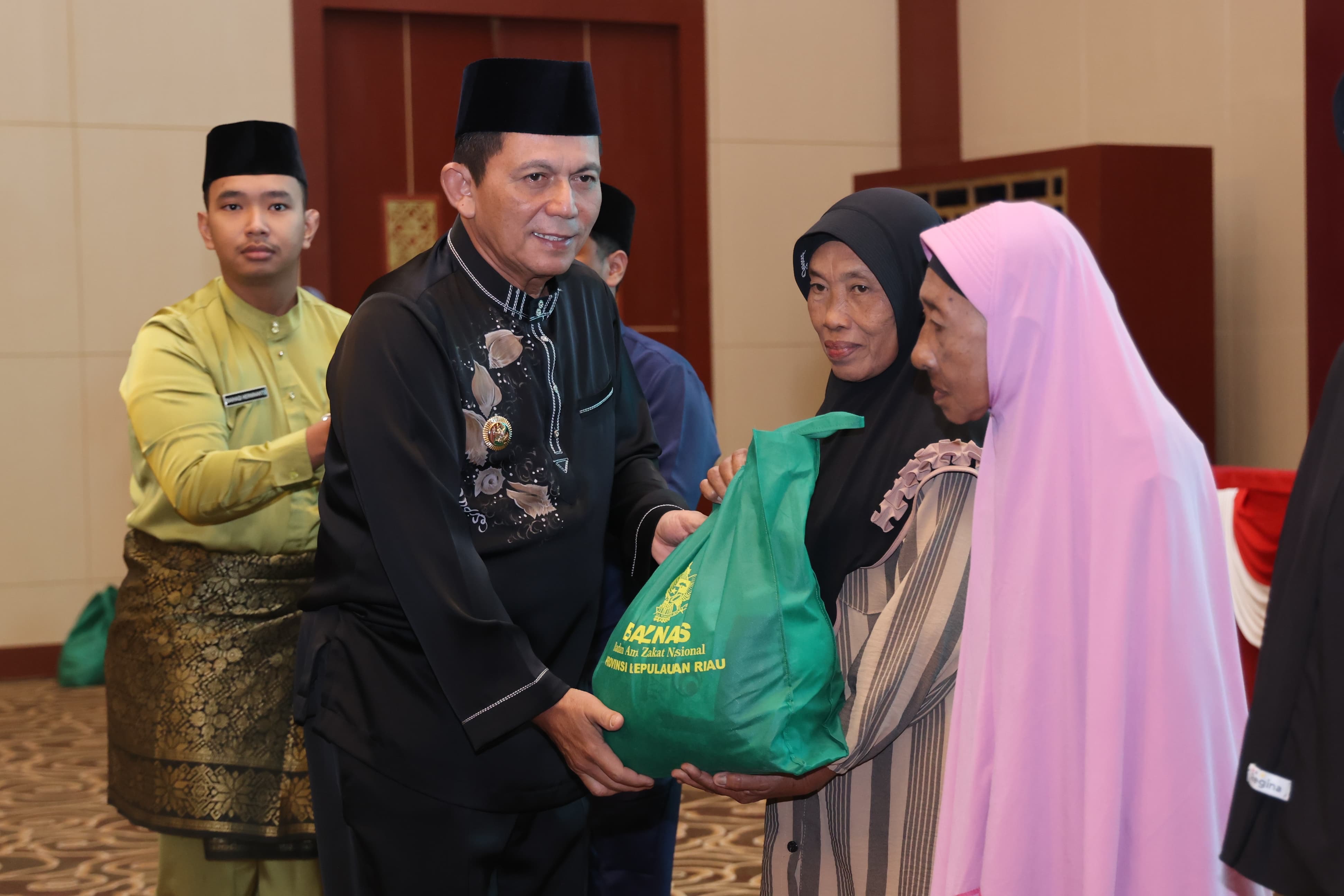 Gubernur Ansar Dorong Optimalisasi Zakat Kepri, Target Penghimpunan Rp17 Miliar