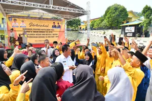 Silaturahmi ke SMKN 3 Batam, Ansar Disambut Meriah Majlis Guru dan Para Siswa