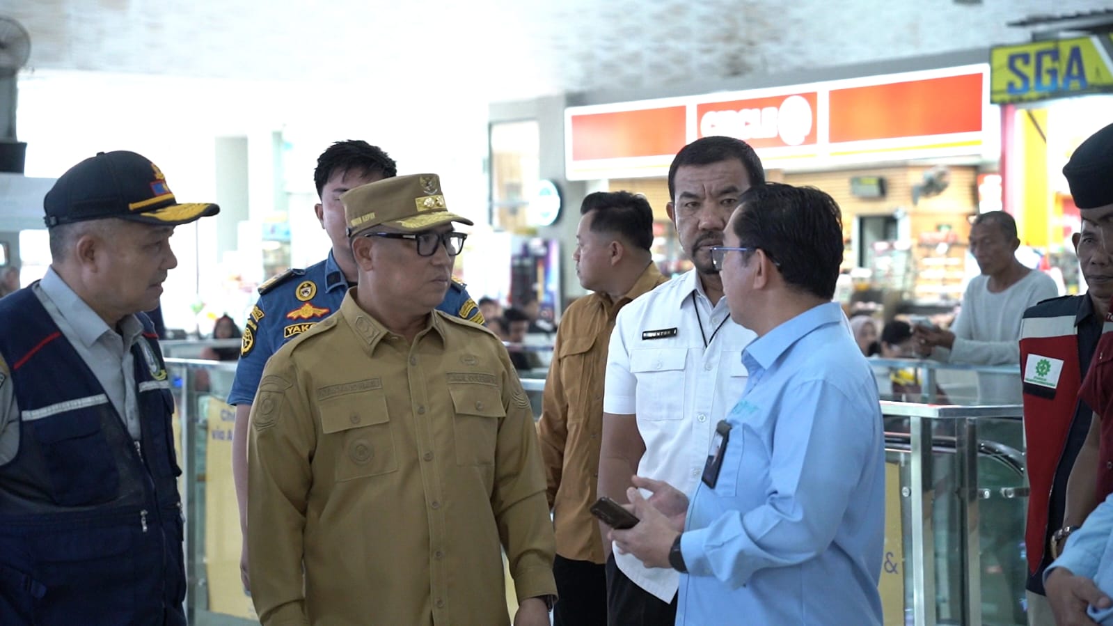 Pastikan Pelayanan Transportasi Optimal, Wagub Nyanyang Sidak Pelabuhan dan Bandara di Batam
