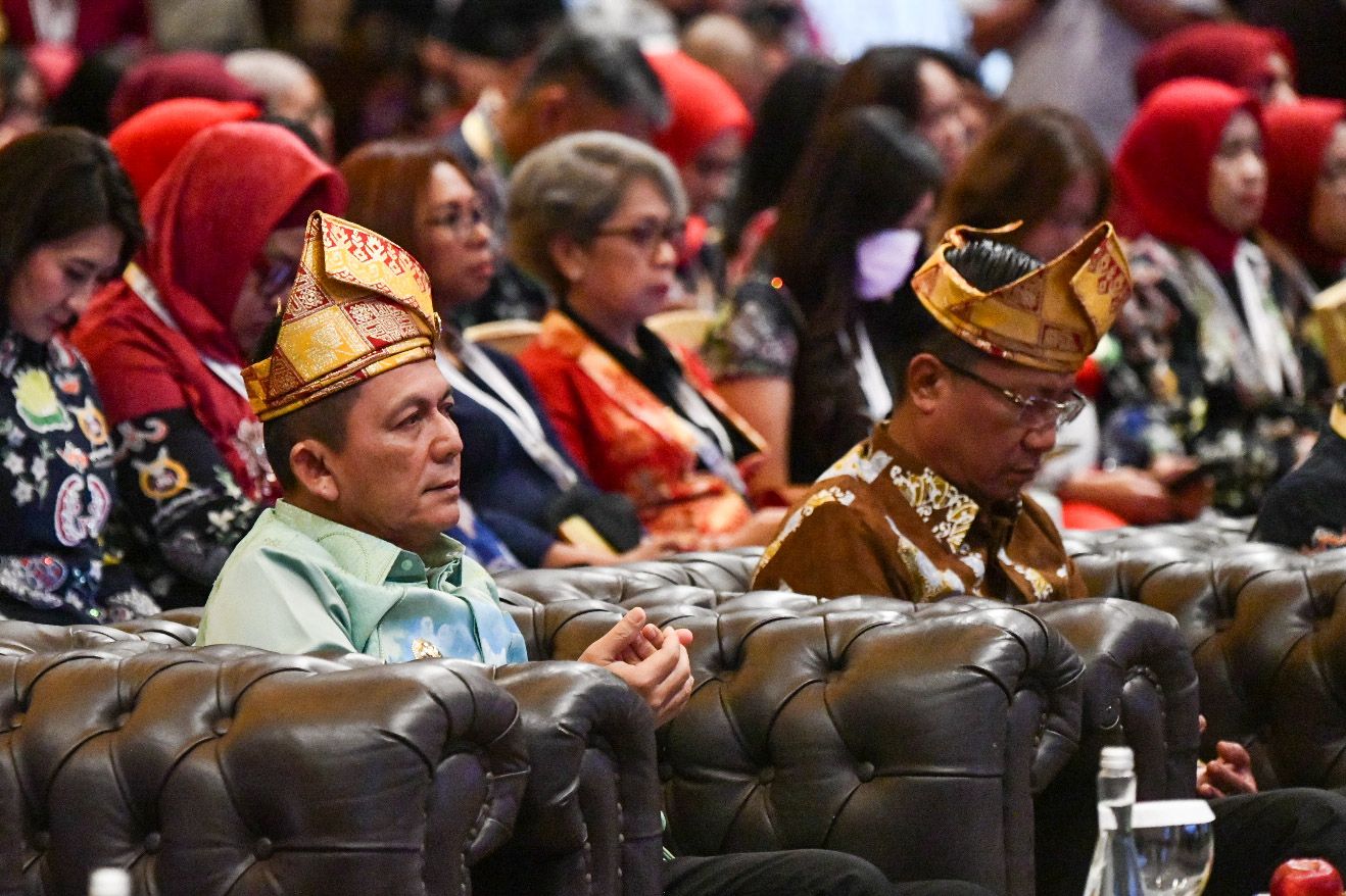 Gubernur Ansar Ahmad Hadiri Pra Kongres INI di Batam, Menteri Hukum Dorong Digitalisasi Layanan