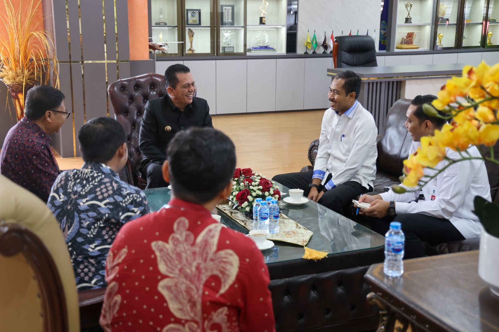 Gubernur Ansar Terima Audiensi Kepala BI Kepri, Sepakati Pererat Kerja Sama Strategis