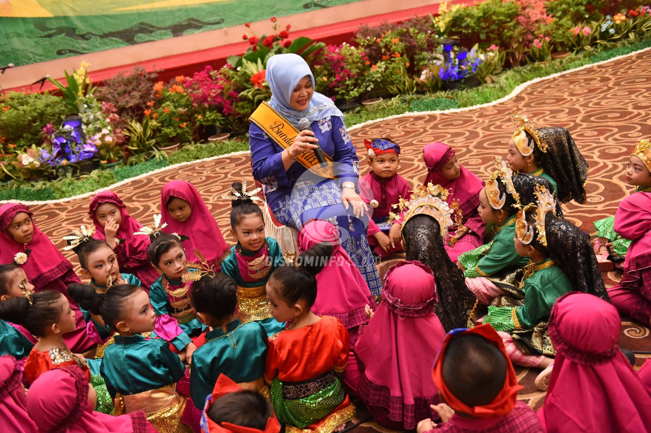 Rosmeri Senang Anak-Anak Kepri Bermain Diluar Ruang