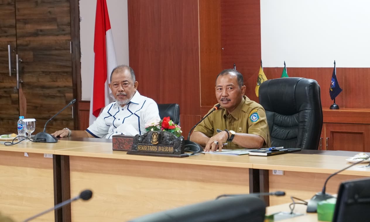 Sekdaprov Kepri Pimpin Rapat Persiapan Hari Jadi Kepri ke-23