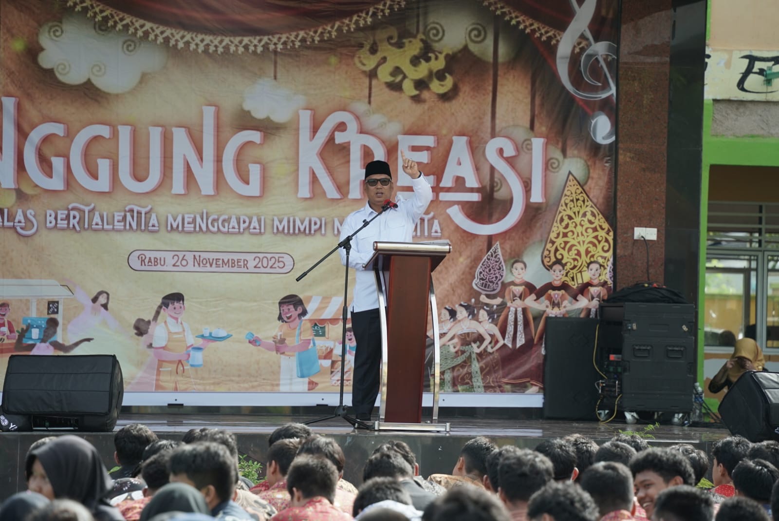 Wagub Nyanyang Resmi Buka Panggung Kreasi SMA 12 Batam, Dorong Siswa Berani Bermimpi dan Berprestasi