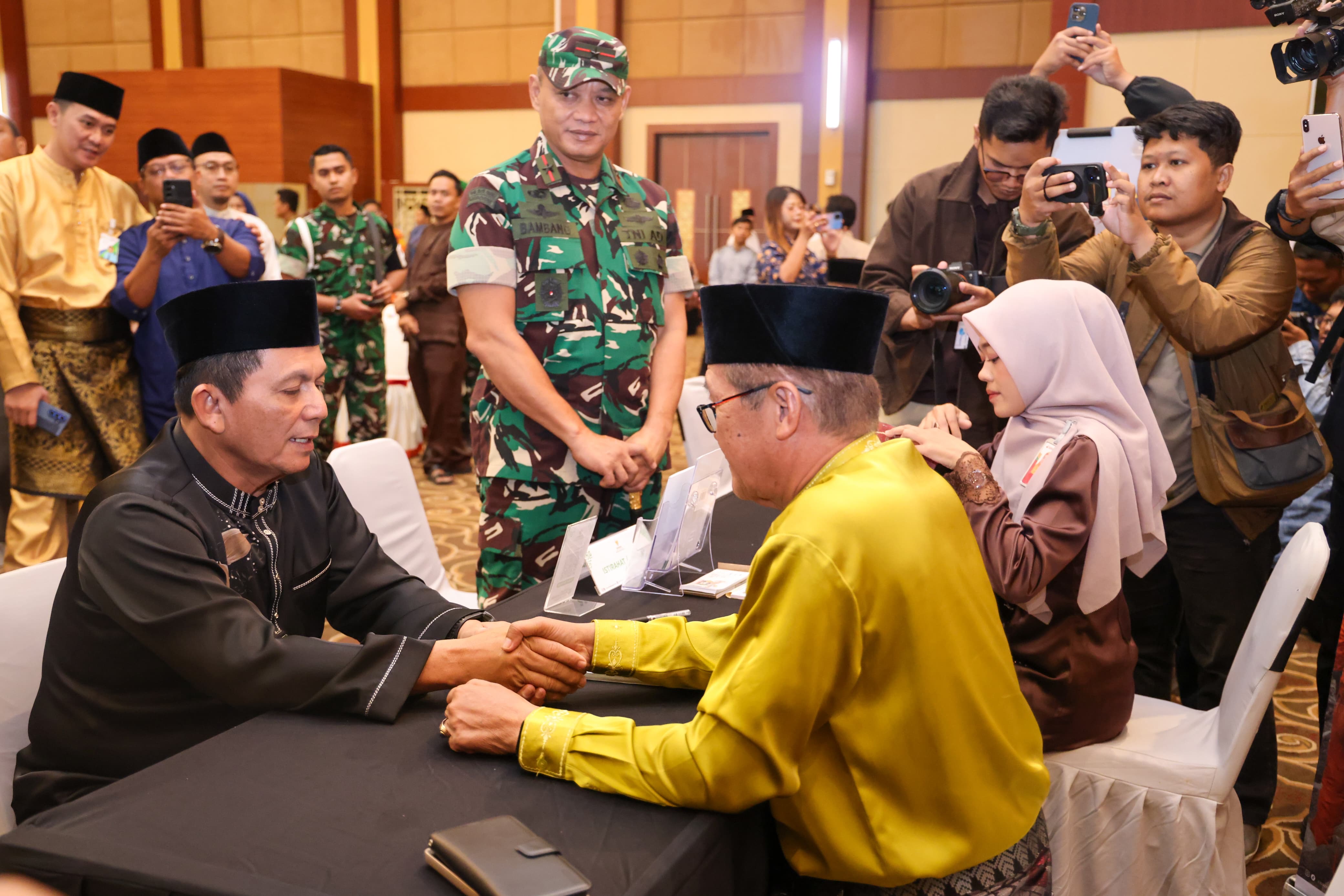 Gubernur Ansar Dorong Optimalisasi Zakat Kepri, Target Penghimpunan Rp17 Miliar