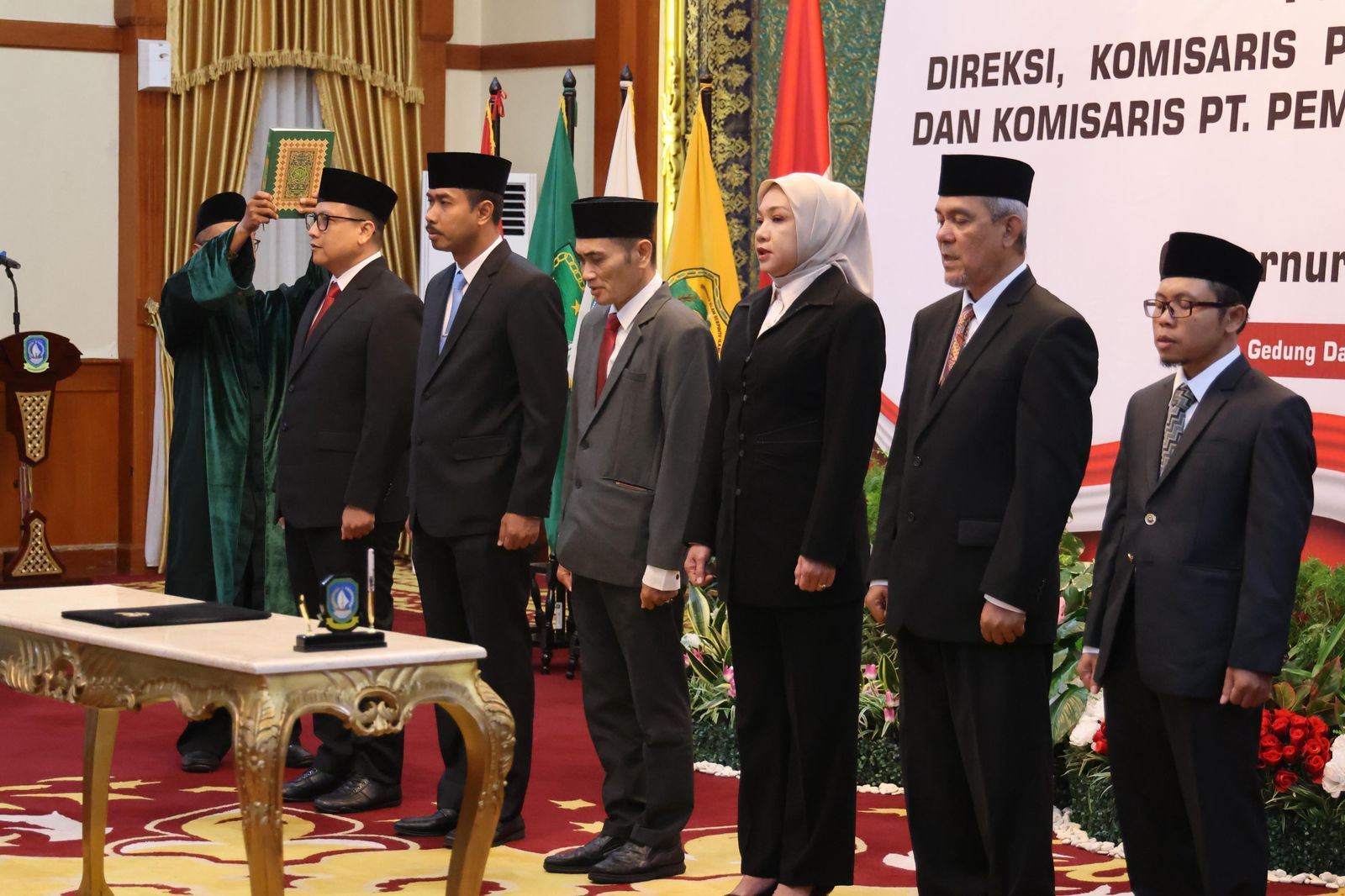 Gubernur Ansar Lantik Direksi dan Komisaris PT Energi Kepri serta Komisaris PT Pembangunan Kepri