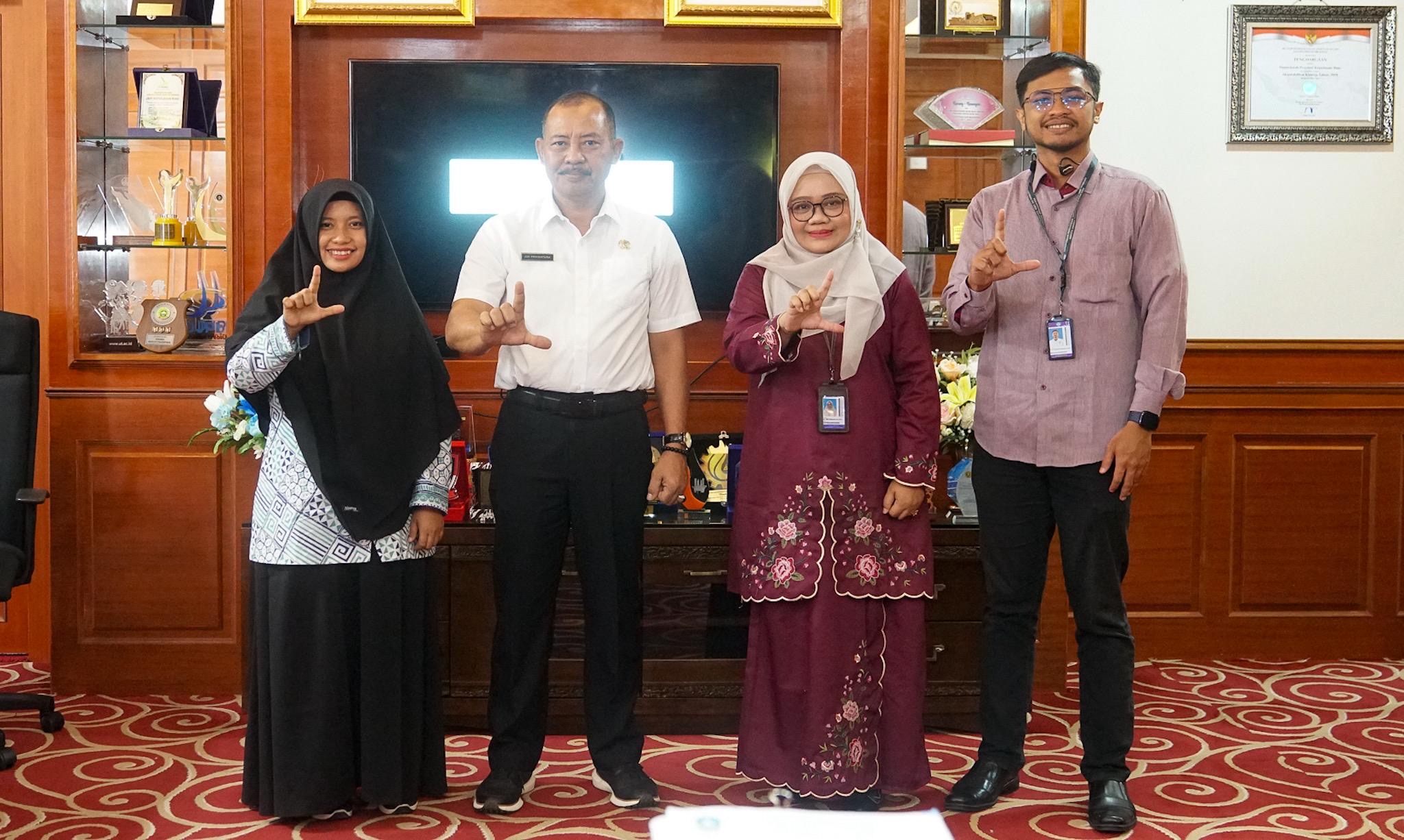 Bahasa Indonesia Terancam oleh ‘Bahasa Gaul’, Sekdaprov Adi: Perlu Pengawasan Bersama!