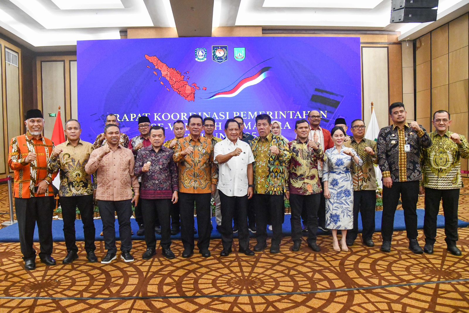 Mendagri Buka Rakor Pemerintahan Se Sumatera 2025 di Kota Batam