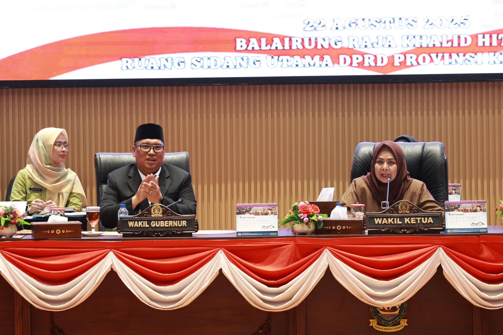 Wagub Nyanyang Hadiri Paripurna Pandum Fraksi DPRD
