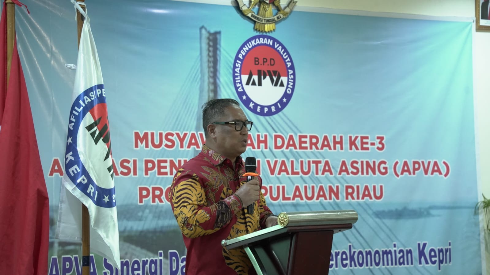 Wagub Nyanyang Haris Minta APVA Kepri Jaga Stabilitas Transaksi Valas di Wilayah Perbatasan