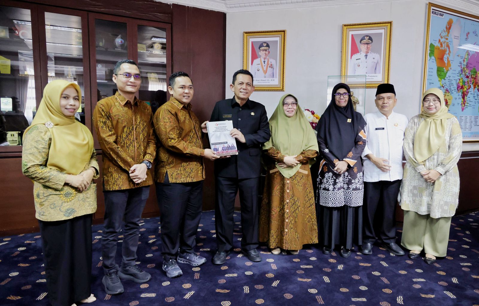 Bawaslu Provinsi Kepri Kembalikan Sisa Dana Hibah Pilkada Rp20 Miliar