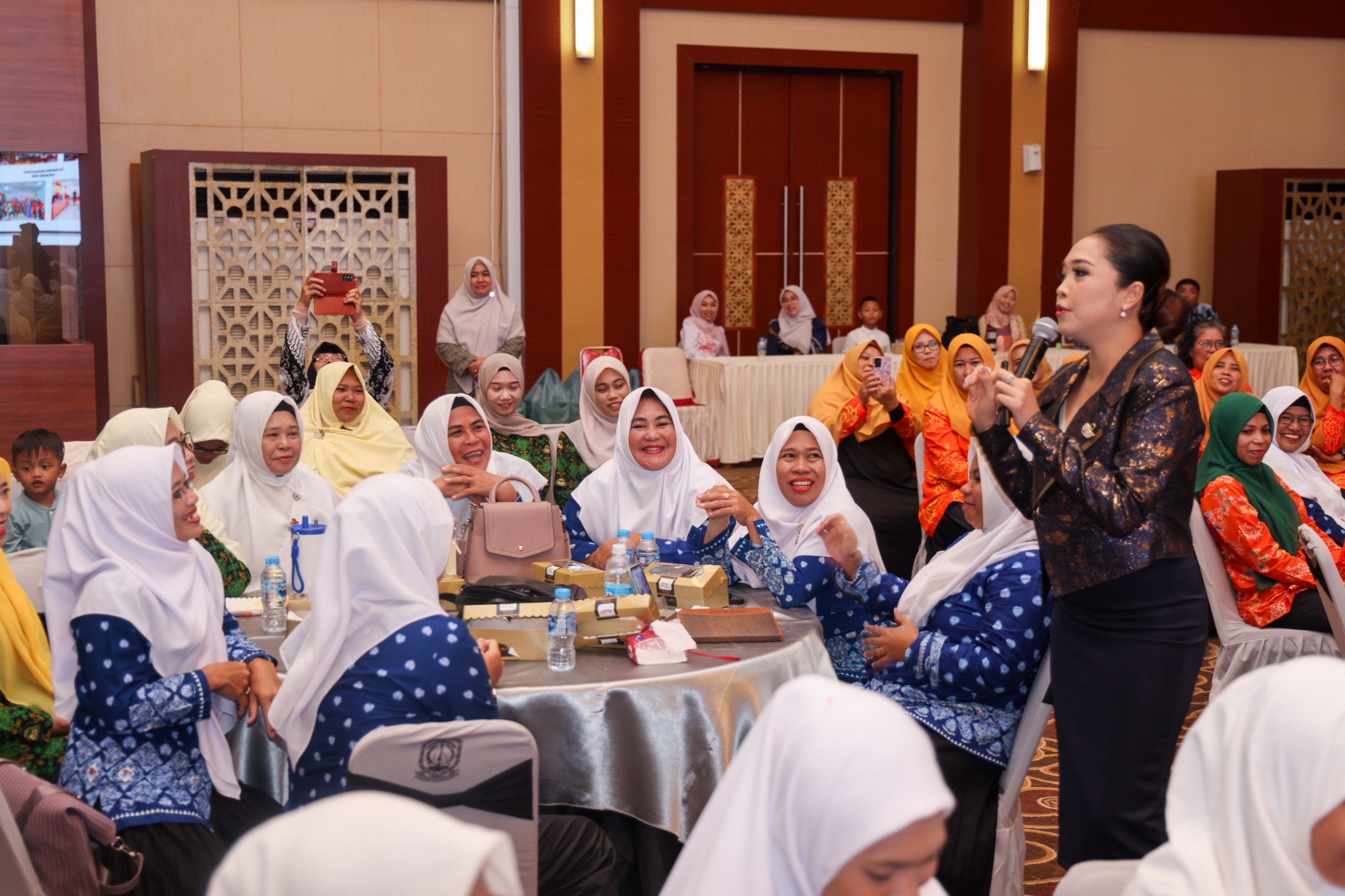 Bunda PAUD Kepri Buka Pelatihan Pendidik PAUD