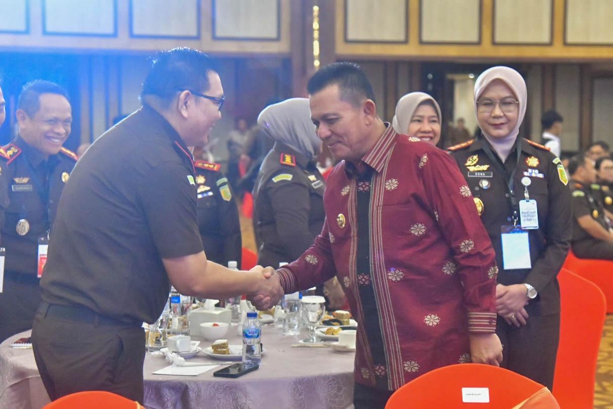 Ansar Tekankan Sinergi Penegakan Hukum dalam Bimtek KUHAP Baru untuk Percepatan Pembangunan Kepri