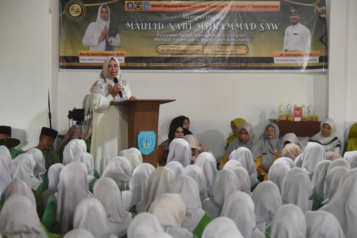 BKMT Provinsi Kepri Kunjungi SMA Negeri 7 Tanjungpinang Sejalan Peringatan Maulid Nabi Muhammad SAW