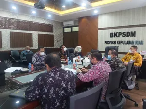 Pelaksanaan Rapat Pembahasan Kepegawaian